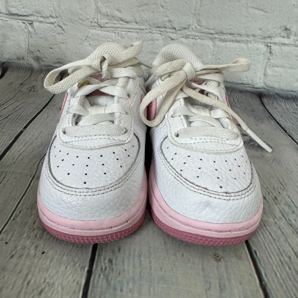 Nike force one low top baby pink and white size 6
